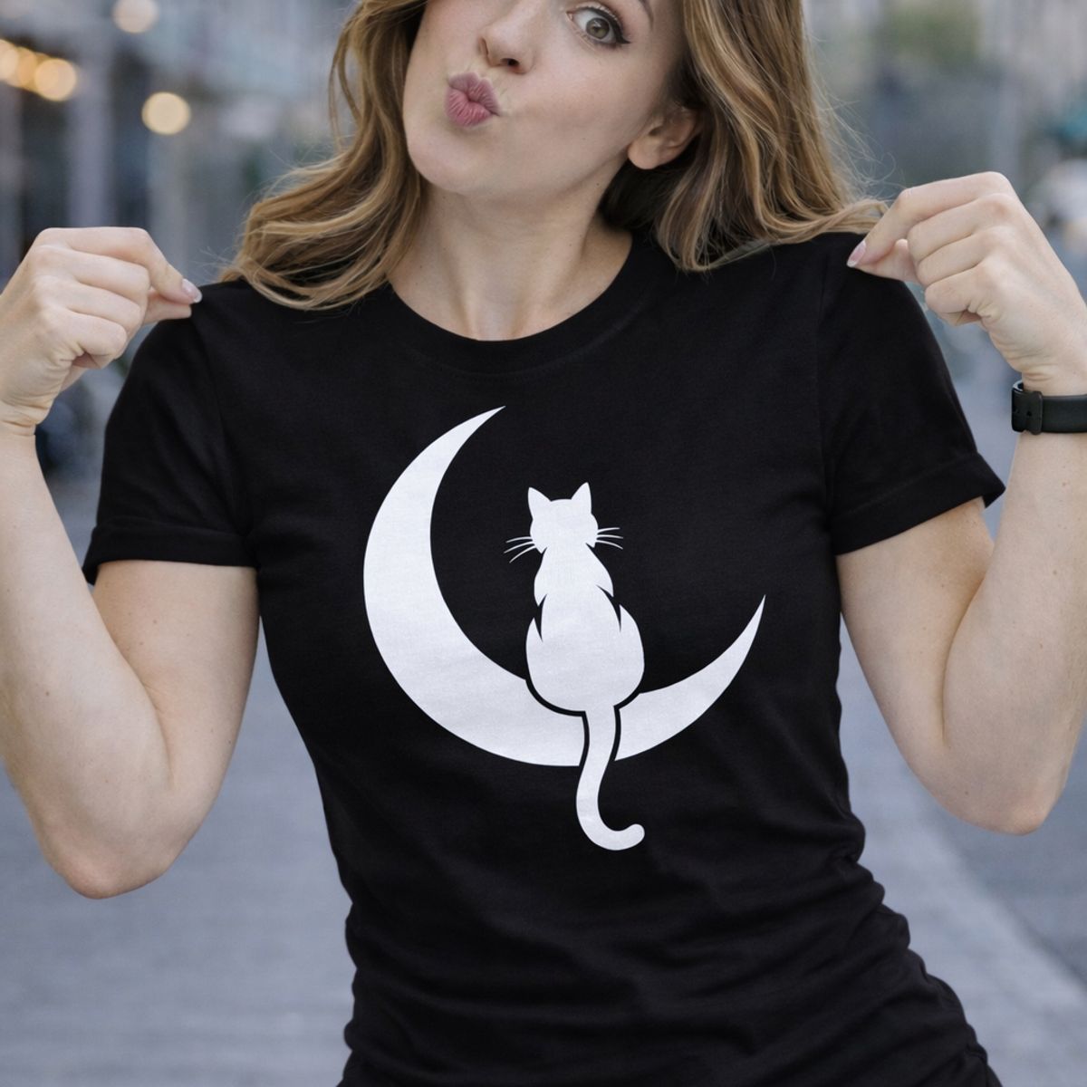 NEBULA - Polo Mujer - Gato en media noche
