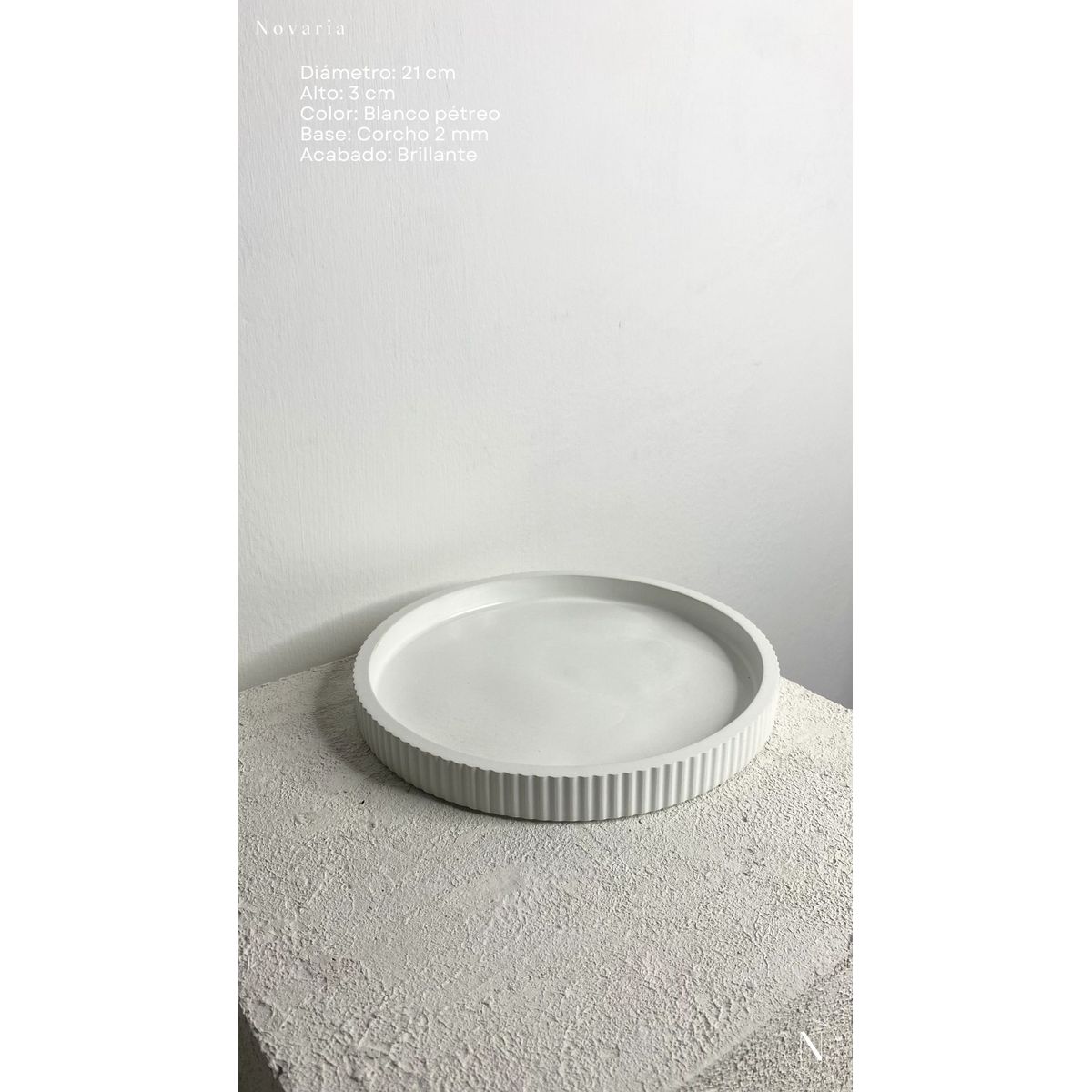 GENERICO - Bandeja decorativa moderna y versátil, ideal para organizar, servir o realzar la decoración de cualquier espacio