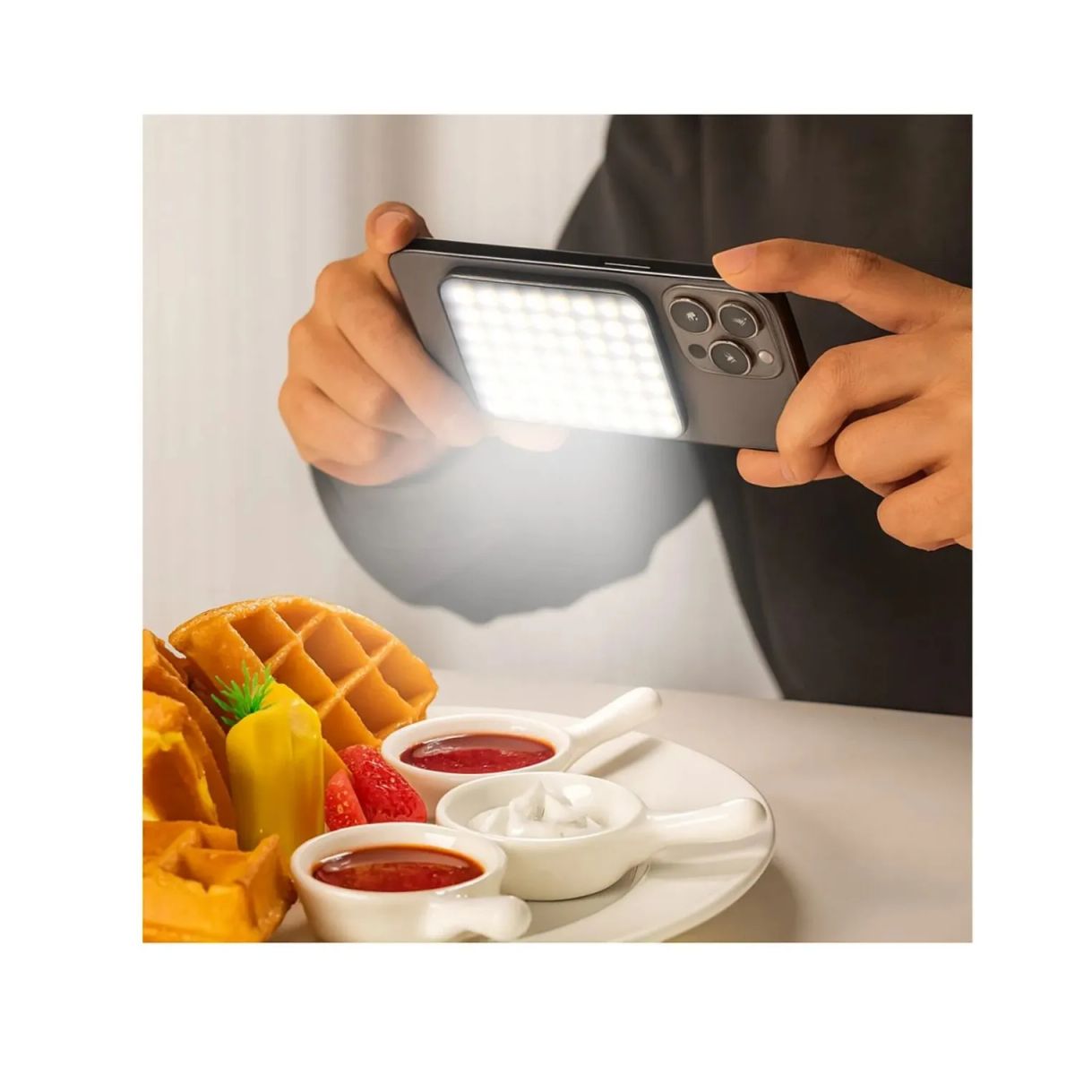 LUZ LED MAGNETICA RGB PRO PARA CELULAR RECARGABLE PROFESIONAL PARA SELFIES VIDEOS Y STREAMNGi, marca JOEM - Foto 2