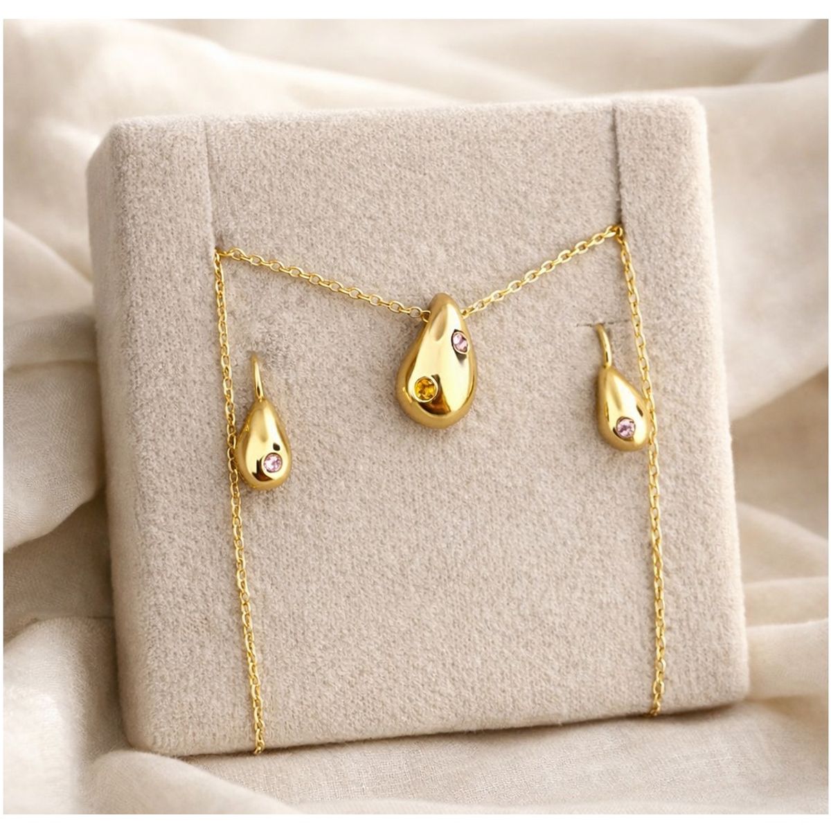 Yanbal - Colección GOTA DORE Joyería Yanbal con Cristales y Baño de Oro 24k