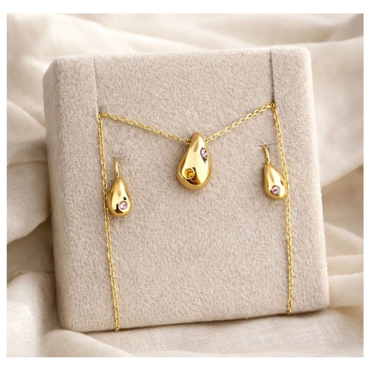 Yanbal - Colección GOTA DORE Joyería Yanbal con Cristales y Baño de Oro 24k