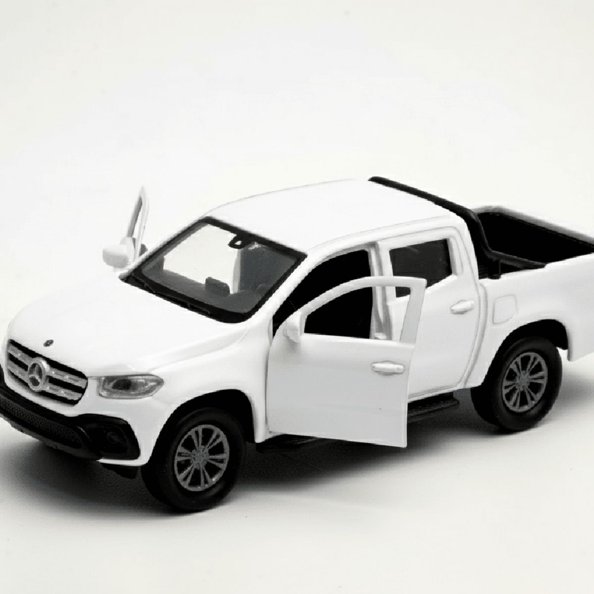 TOYNG - Auto 39 Mercedes-Benz X-Class Escala 1:34:39 - Welly