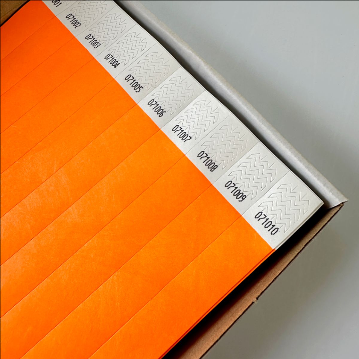 PERU - Brazaletes Tyvek Naranja Neón 3/4" x1000 Unidades Control de Acceso Eventos  Flink