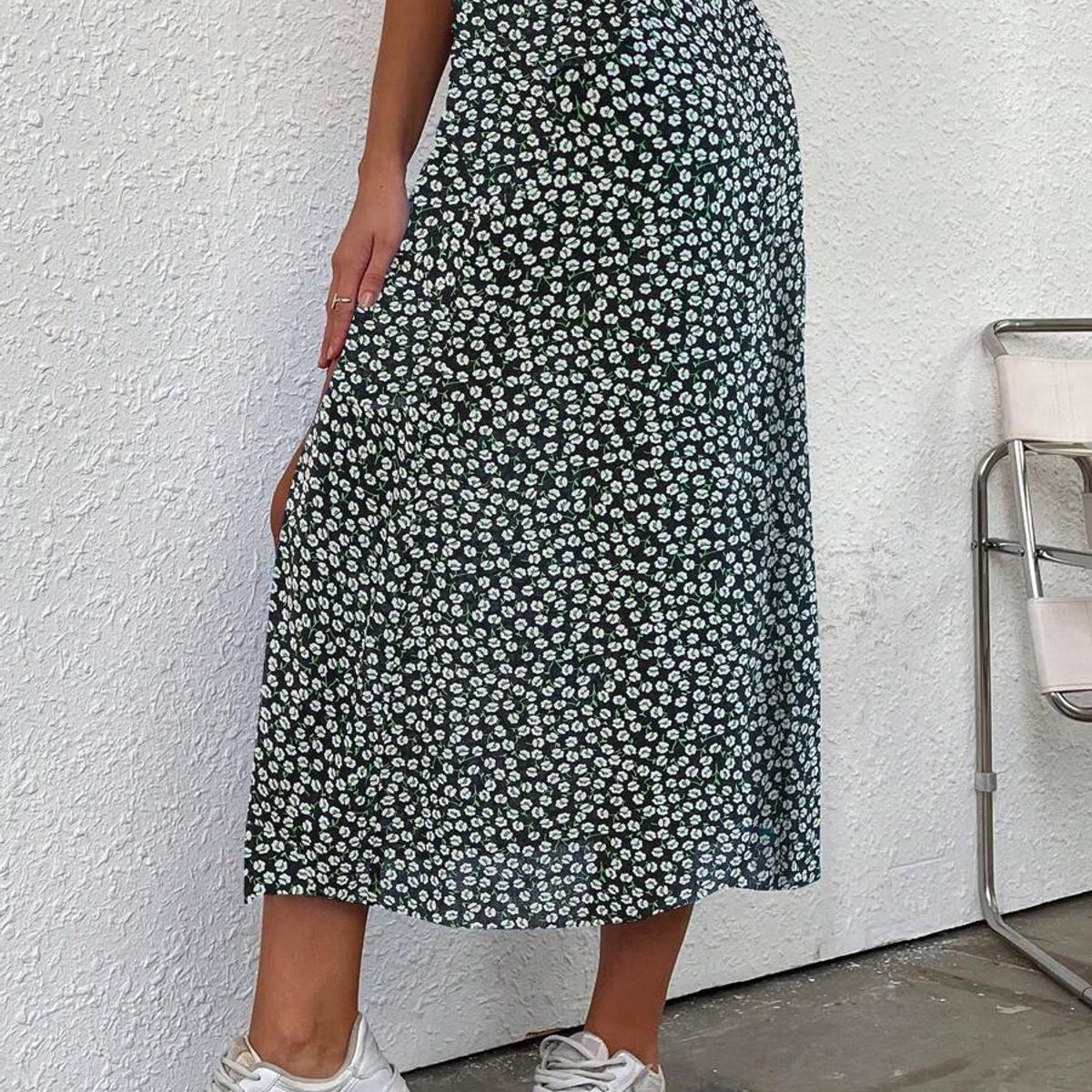 TAIS PRINCESS - Falda midi con estampado floral muslo con abertura