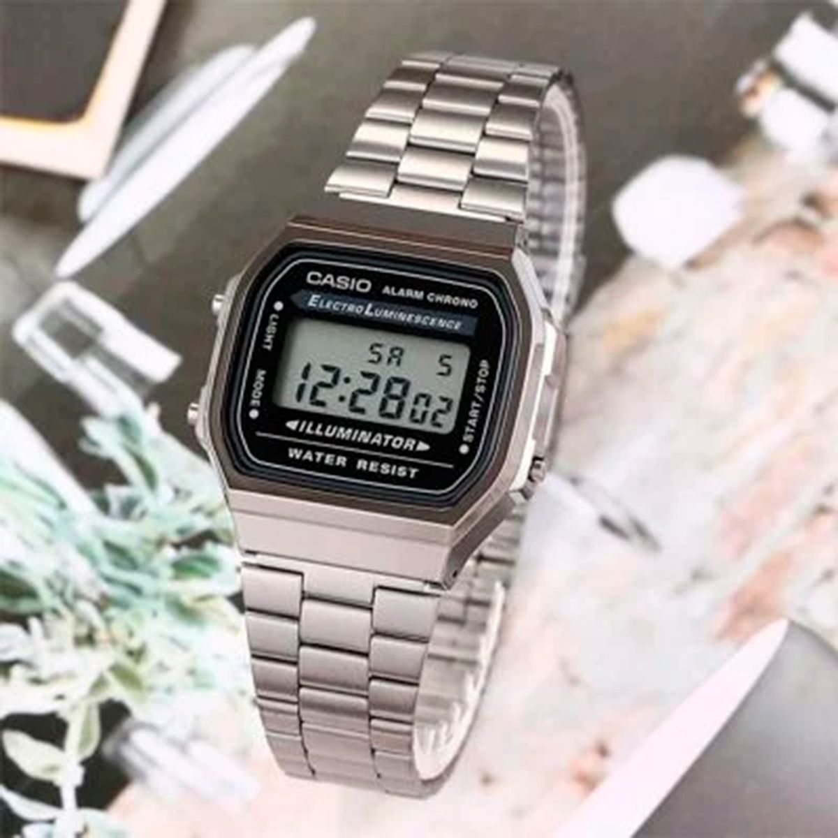CASIO - A168  RELOJ CASIO ORIGINAL DE ACERO PLATEADO DIGITAL  CAS-272