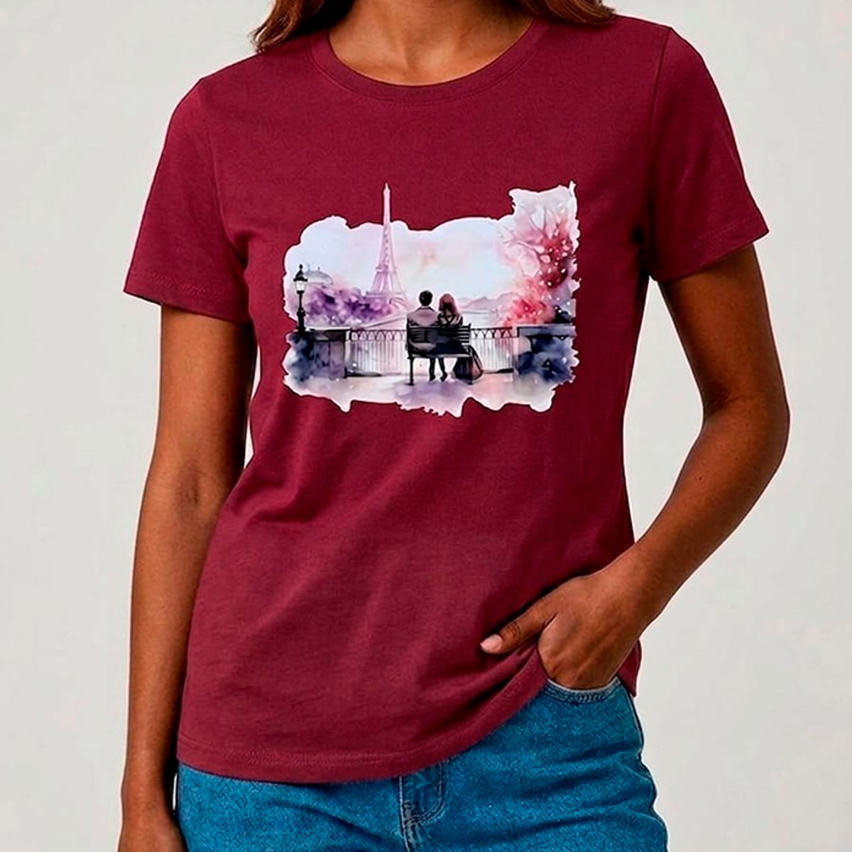 GENERICO - POLO PARA DAMA COLOR VINO CUELLO REDONDO CON DISEÑO PAREJA EN PARÍS