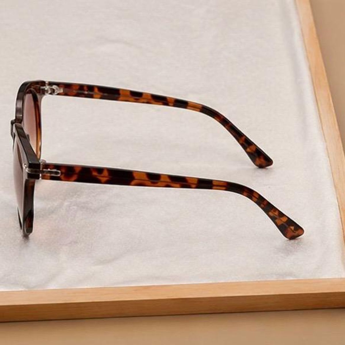 GENERICO - Lentes de Sol Carey Redondo Chic