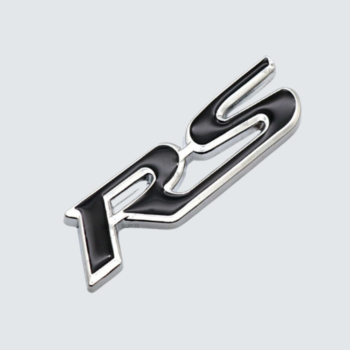 JET - EMBLEMA DE ALUMINIO PARA CHEVROLET RS NEGRO 9x2.5CM