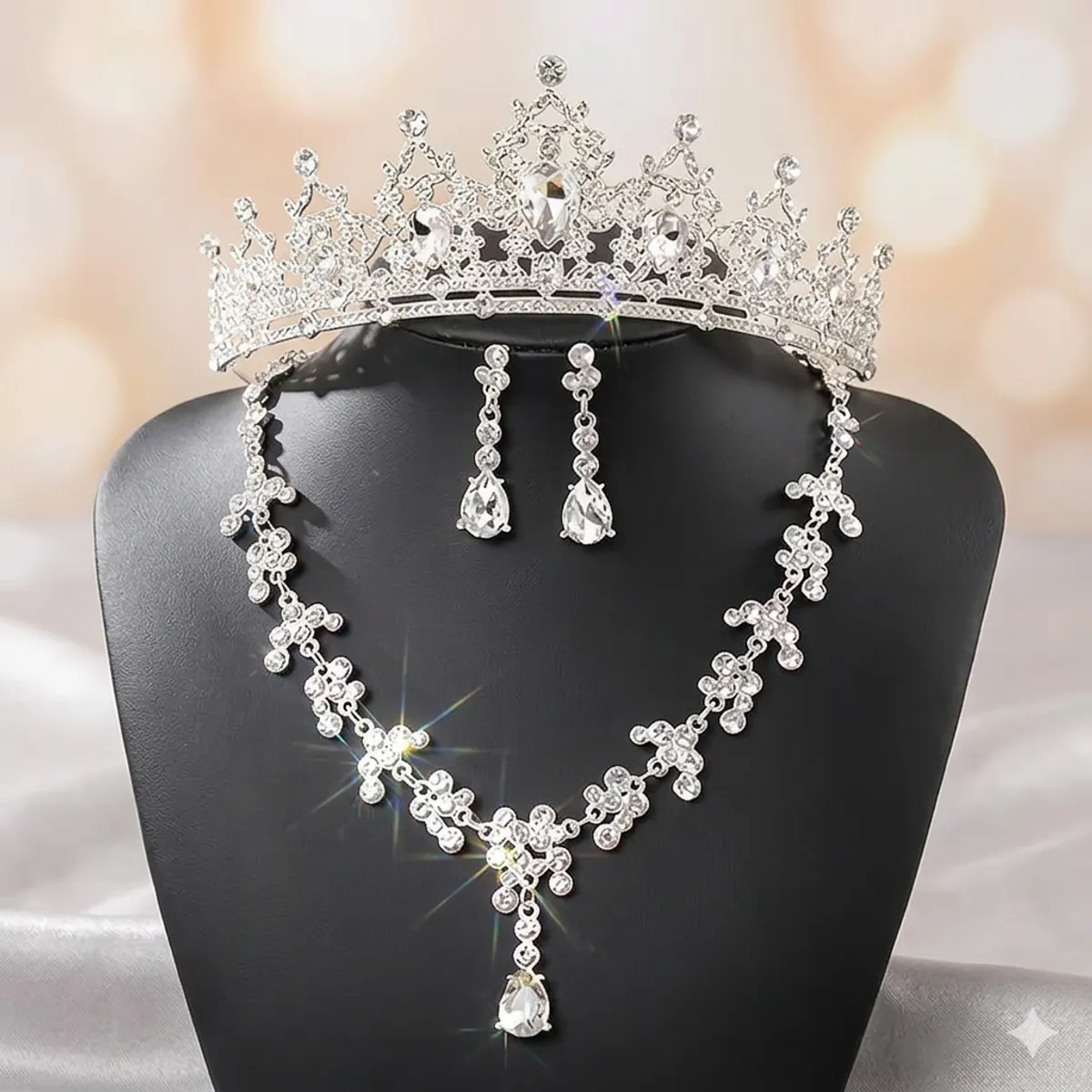 GENERICO - CORONA  PARA QUINCEAÑERA  - COLLAR + ARETE