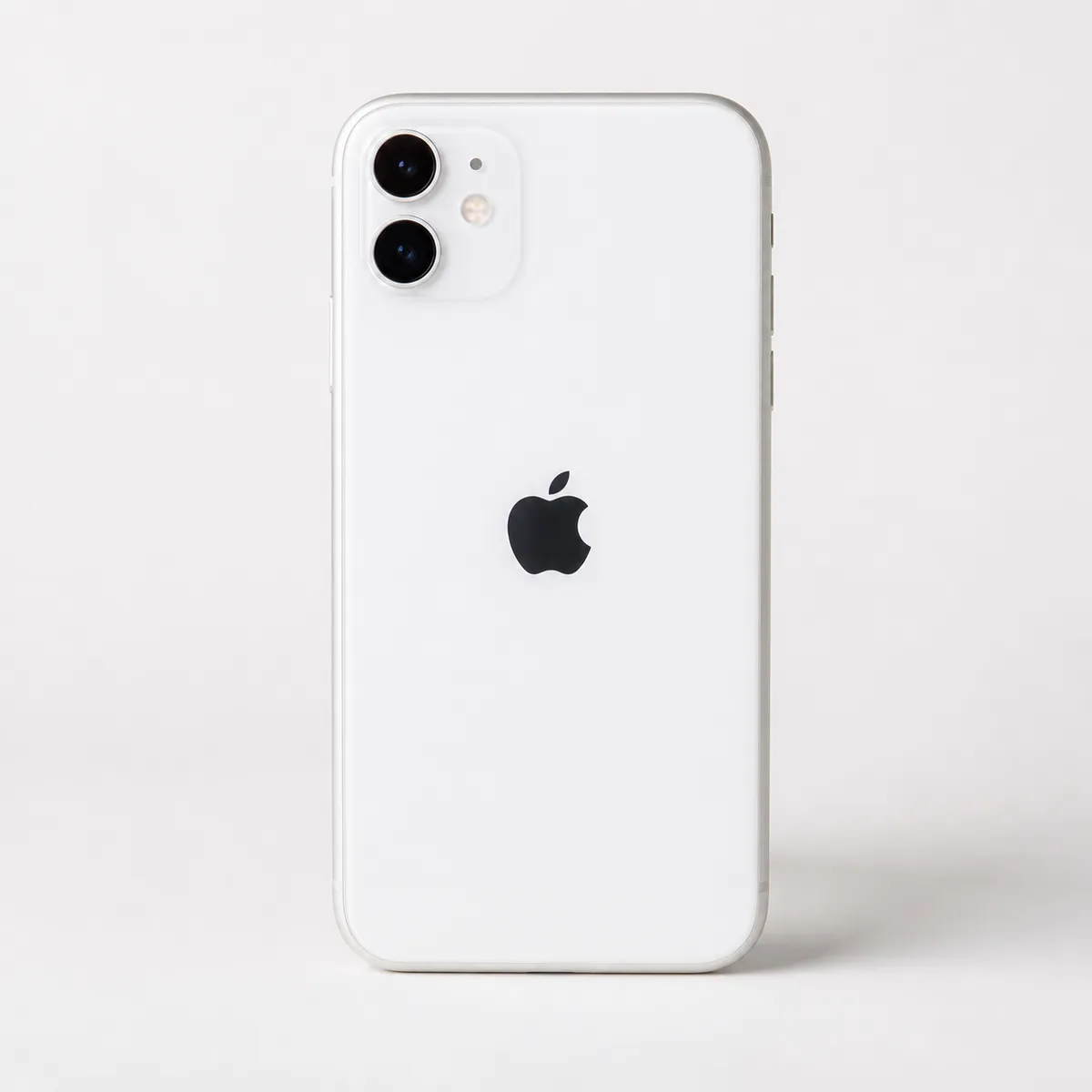 APPLE - iPhone 11 64GB Blanco Bateria 100%