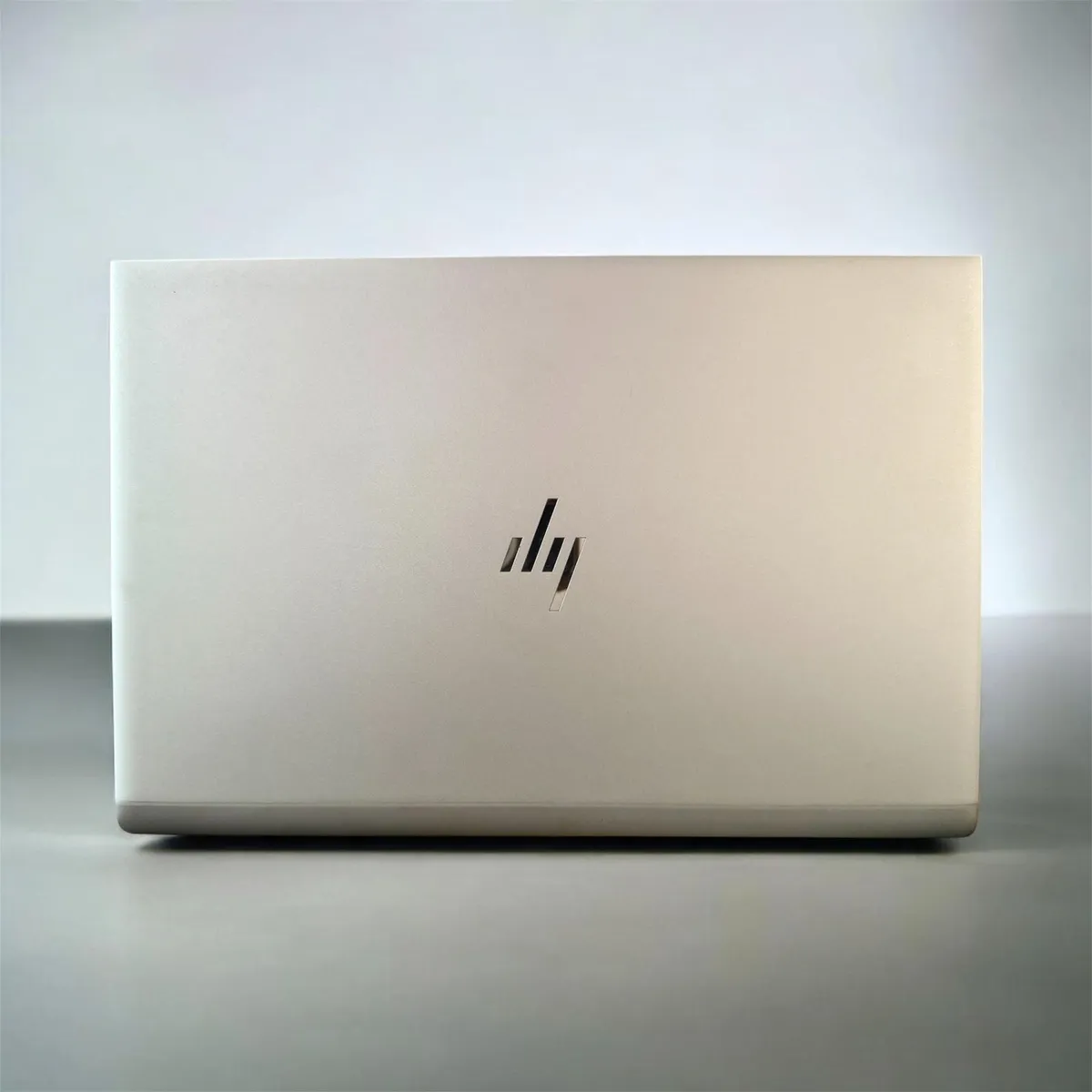HP - HP ELITE BOOK 850 G6 LAPTOP INTEL CORE I5 1.6GHZ 32GB RAM 500 SSD ALMACENAMIENTO