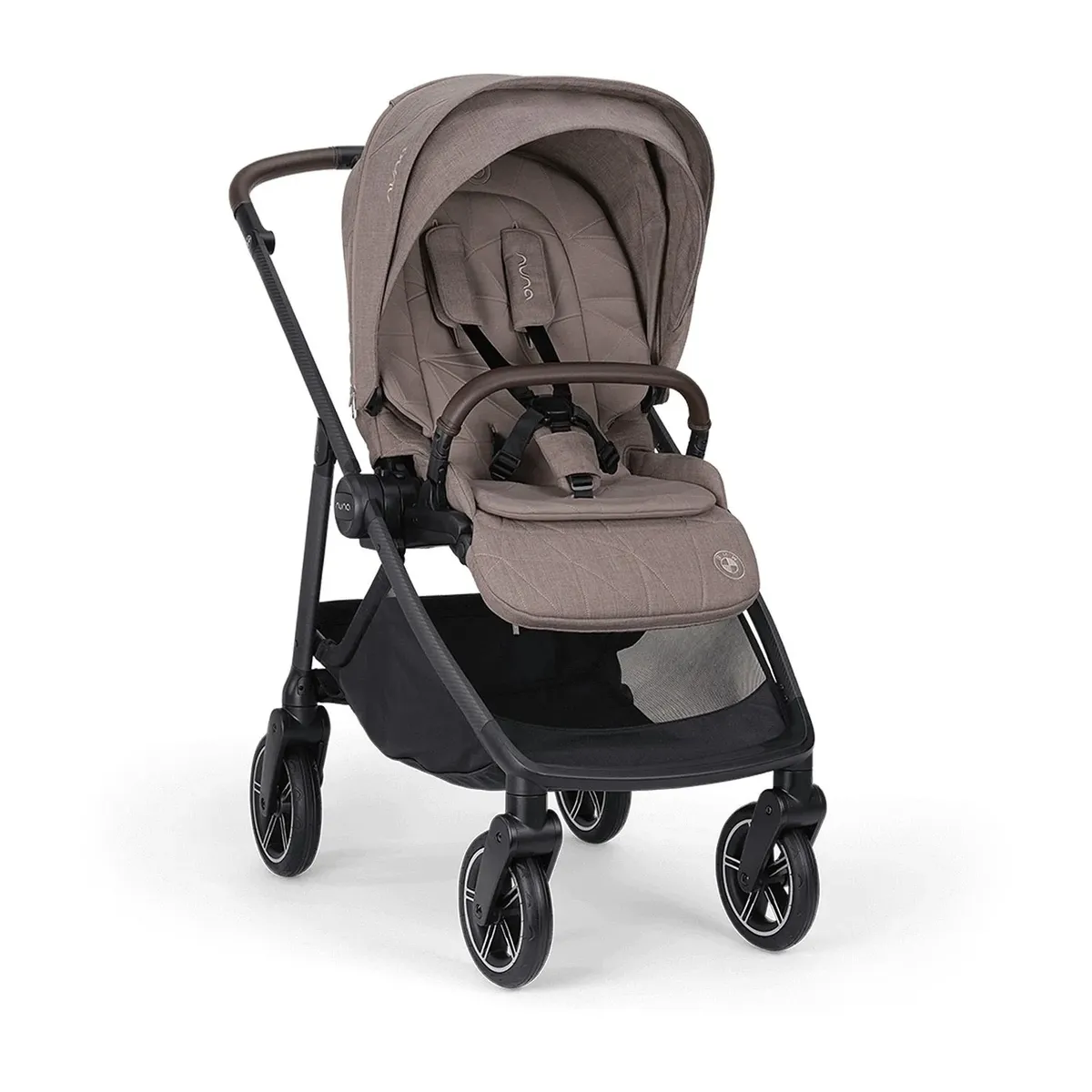 NUNA - Coche Para Bebé Tipo Compacto 360° Nuna Swiv BMW