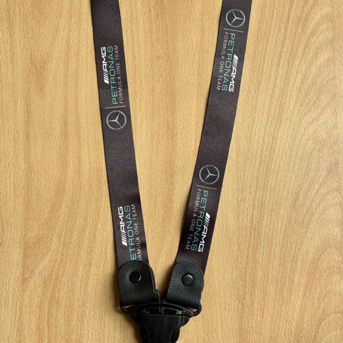 GENERICO - Llavero Mercedes Benz Lanyard - Pita de Llaves de Casa - Porta Llaves de Carro F1 de 50cm
