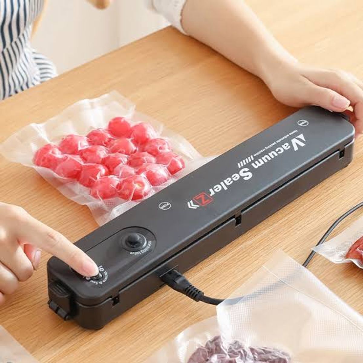 Selladora Al Vacío Portátil Para Alimentos Con Bolsas De Regalo, marca OEM - Foto 2