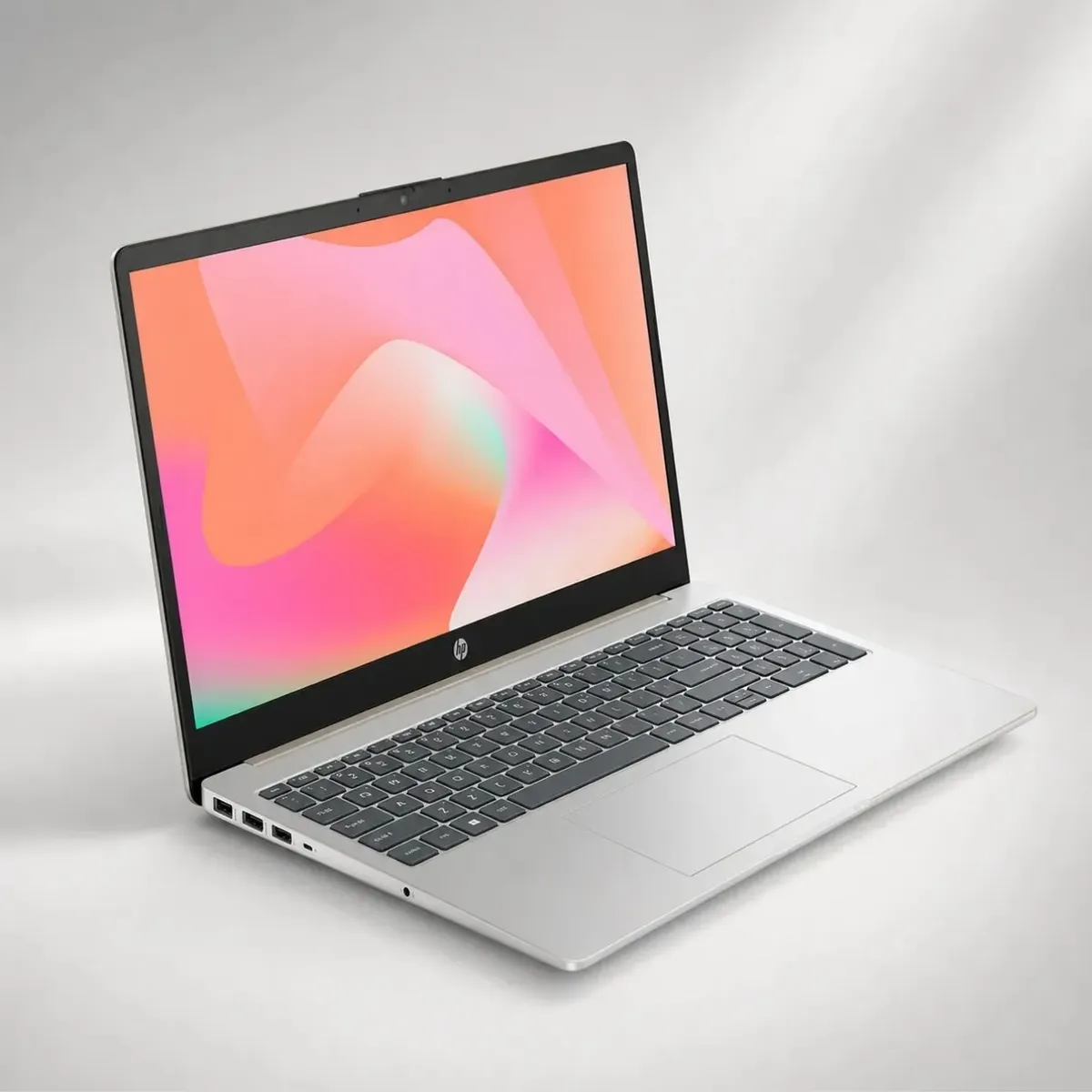 HP - Laptop HP 15 Core i5-1334U 8GB 512GB SSD 15.6" FHD IPS Touch Intel Iris Xe 15-fd0152la