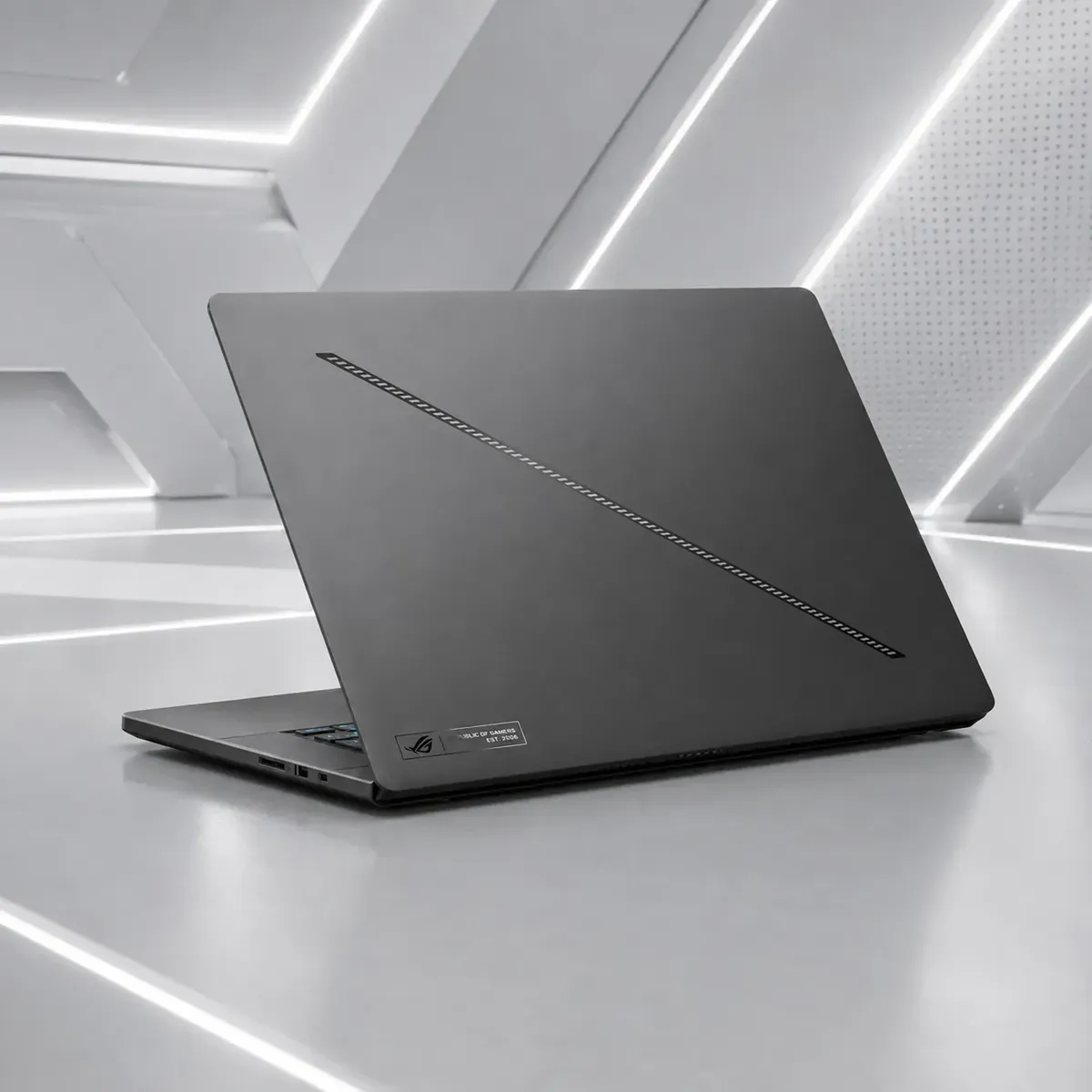 ASUS - Laptop Gamer Asus ROG Zephyrus G16 Ultra 9 285H 16GB 1TB SSD RTX 5070 8GB GU605CP-G16.U95070