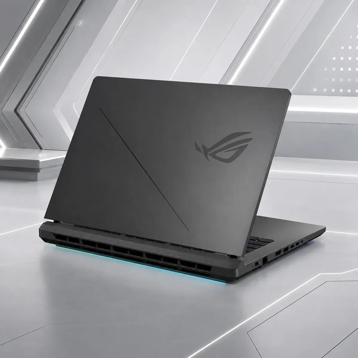 ASUS - Laptop Gamer ASUS ROG Strix G16 i9-14900HX 32GB DDR5 1TB SSD RTX 5070 8GB 16" WUXGA G615JPR-AS96