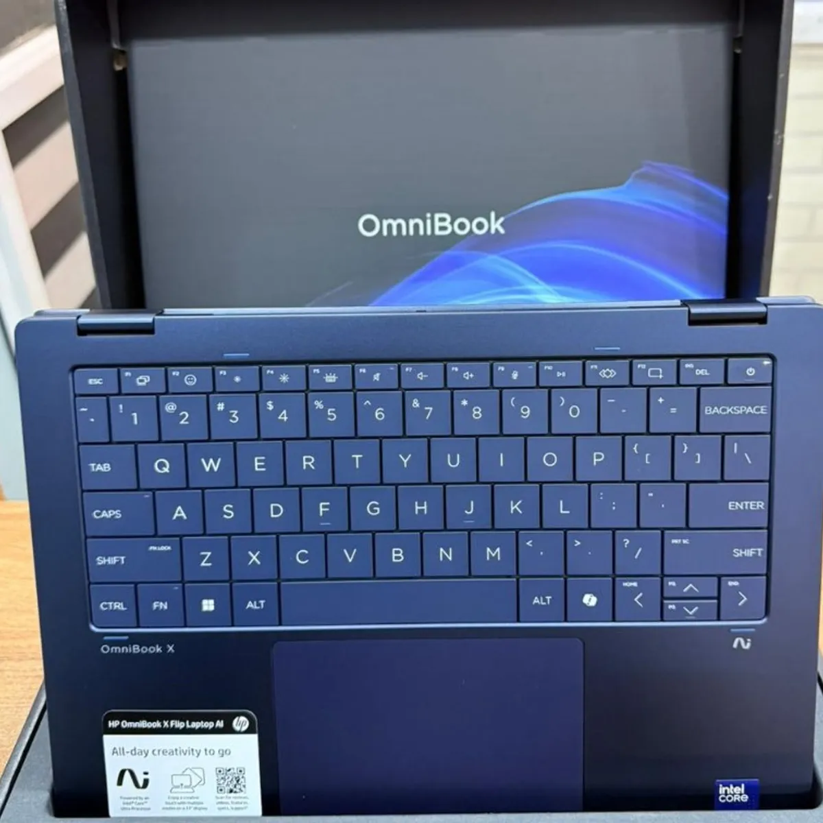 HP - LAPTOP HP OMNIBOOK X FLIP Intel® Core™ Ultra 5 226V  16GB, 512GB, 14 PULG 2K  14-FM0013DX