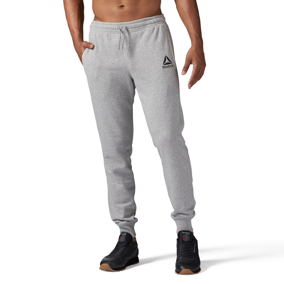 REEBOK - Pantalón de Buzo Stacked Logo Gris