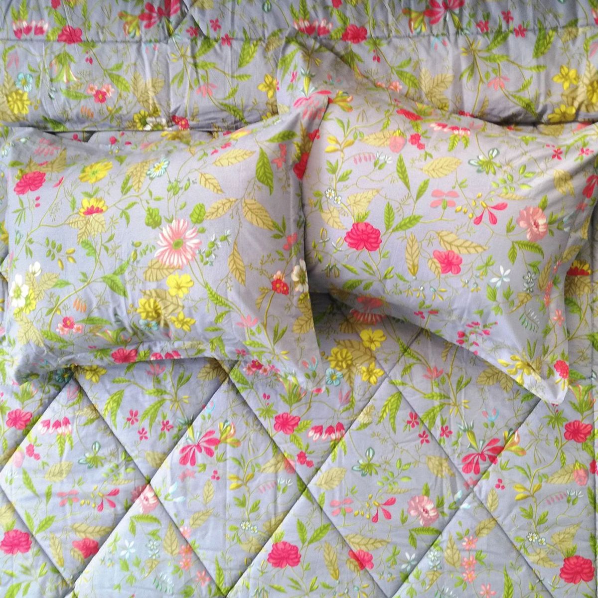 ALONDRA - Edredon Lila 100% Algodón