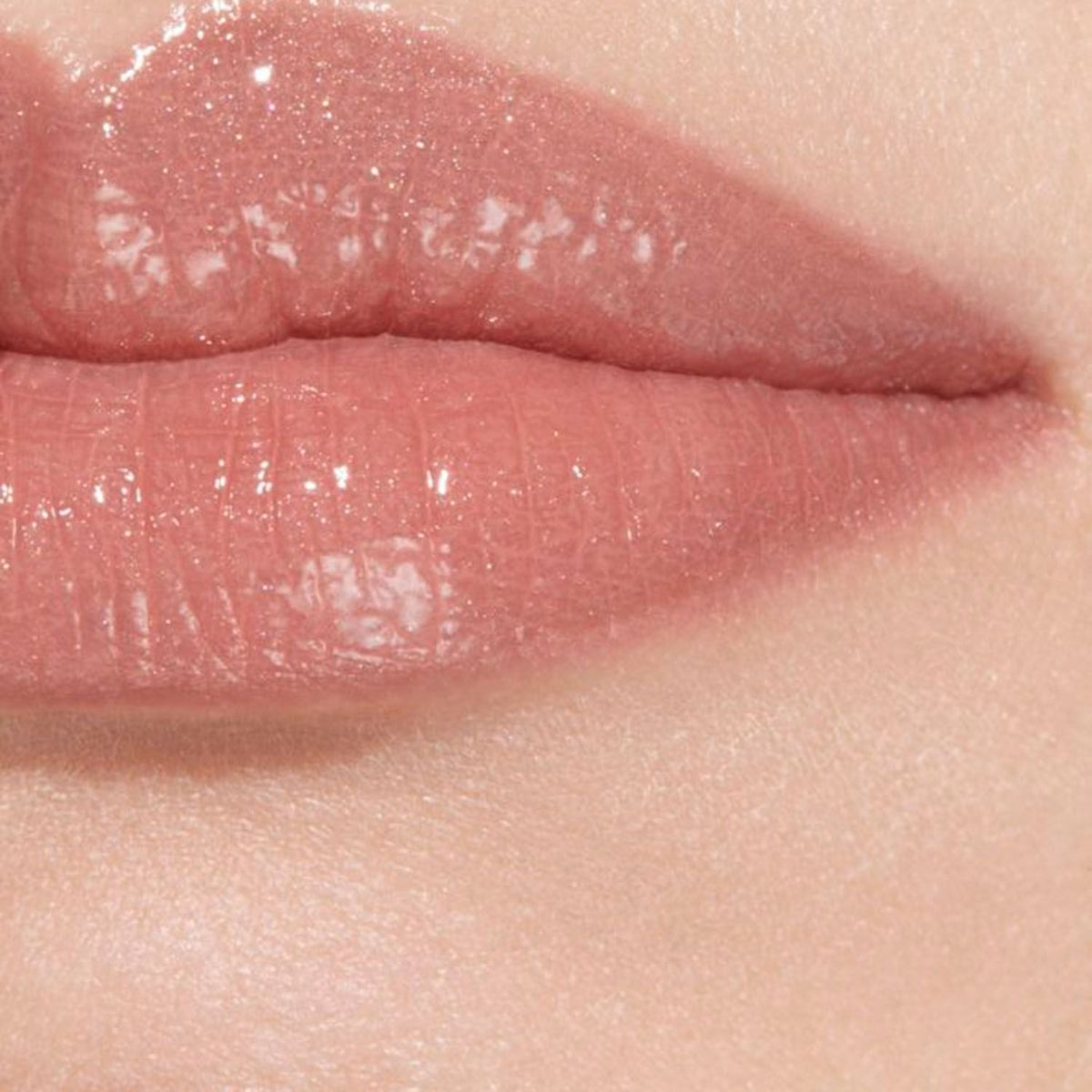 CHANEL - ROUGE COCO FLASH Color, Brillo E Intensidad En Un Flash 