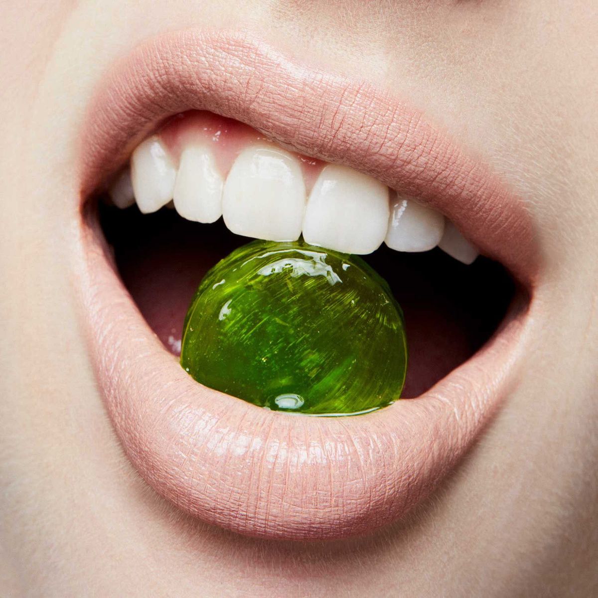 MAC - Labial En Barra Amplified Lipstick Bare Bling