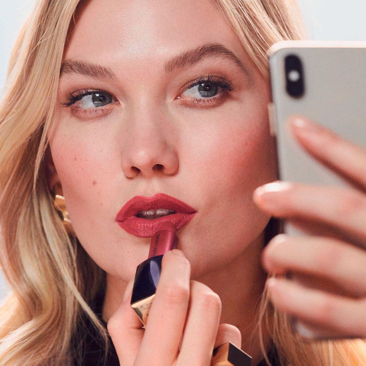 ESTEE LAUDER - Pure Color Envy Sculpting Lipstick