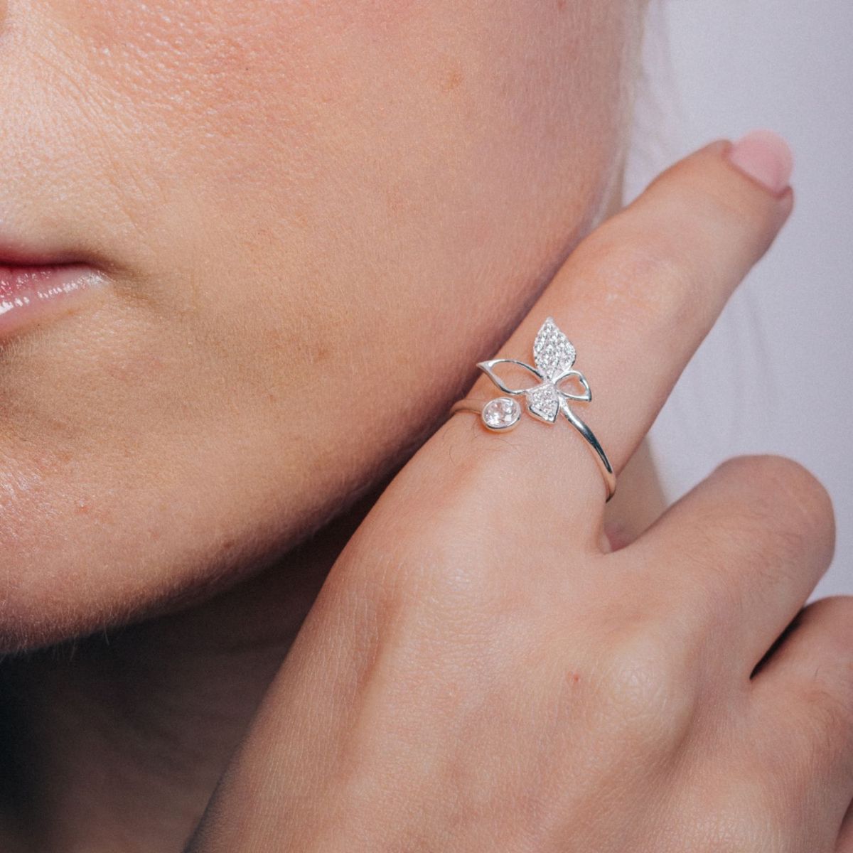 MAISHA - Anillo secuencia de Mariposa con Circón Plata 925