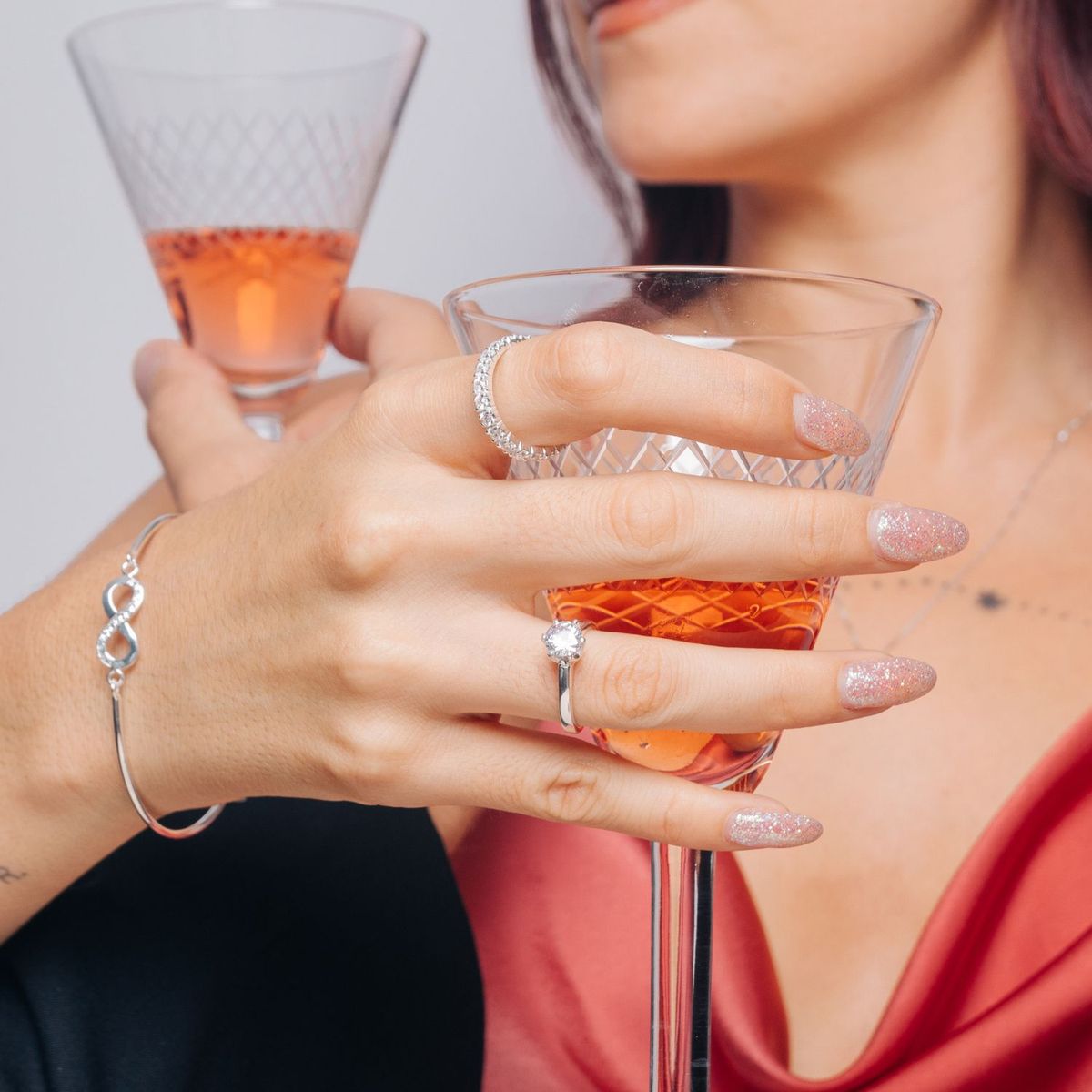 MAISHA - Anillo Lizmari de Circones Crytalinos de Plata 925