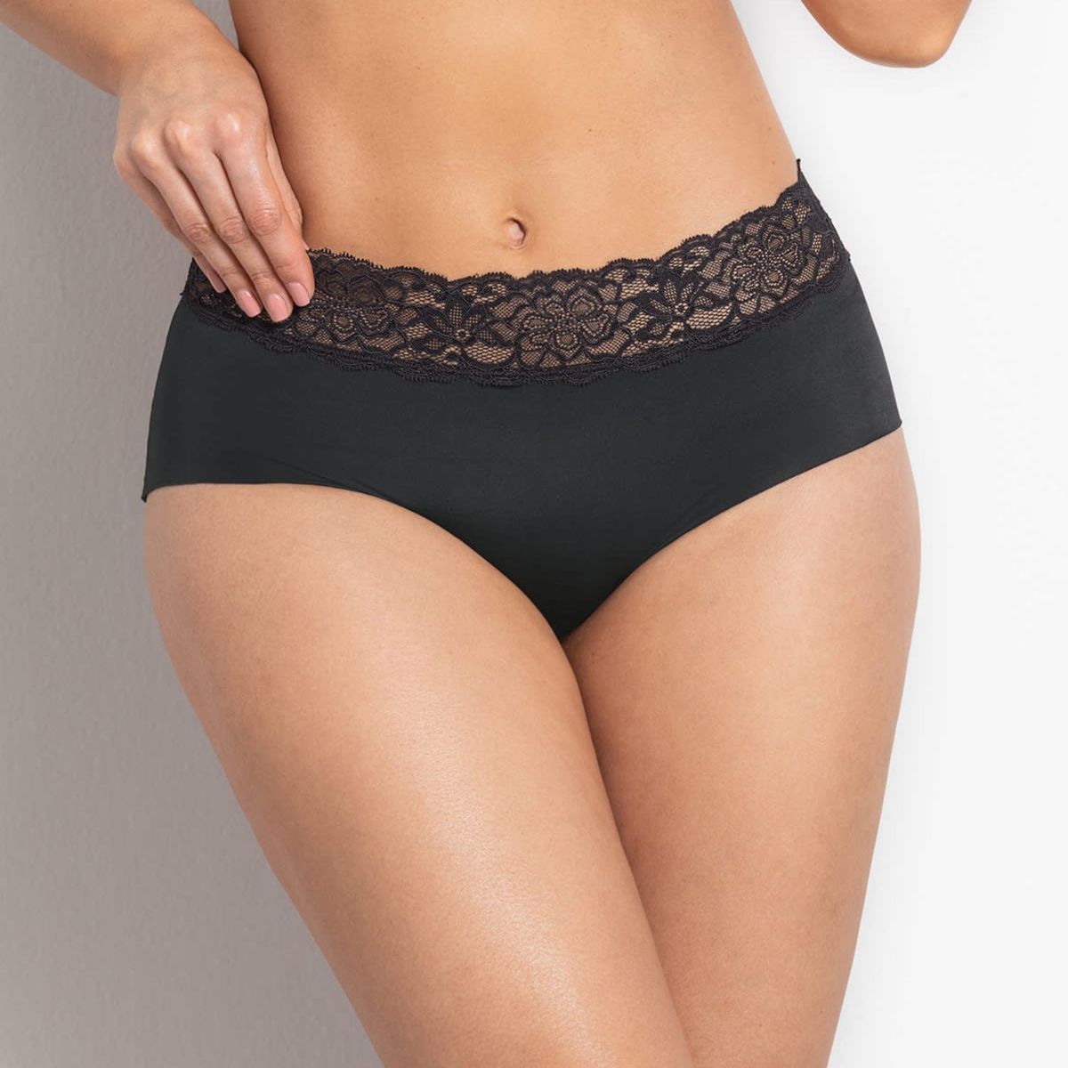 LEONISA - Sexy hipster en tela ultraliviana