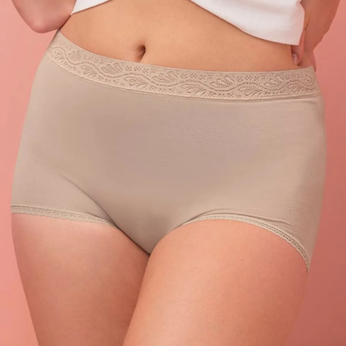 LEONISA - Paquete x 3 Confortables Calzones Clásicos de Ajuste y Cubrimiento Total