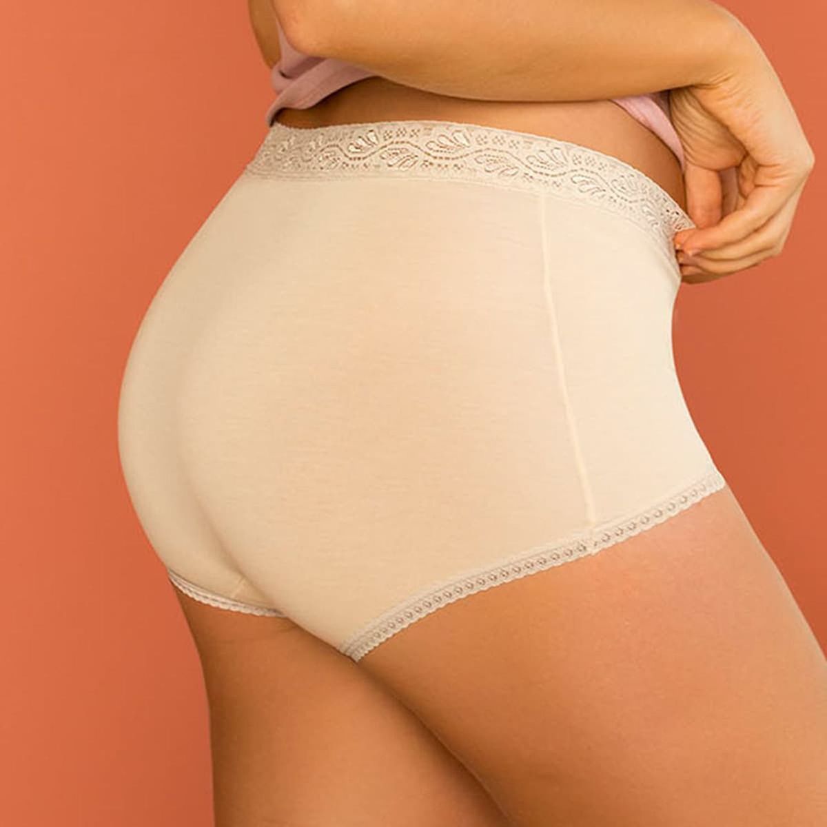 LEONISA - Paquete x 3 Confortables Calzones Clásicos de Ajuste y Cubrimiento Total