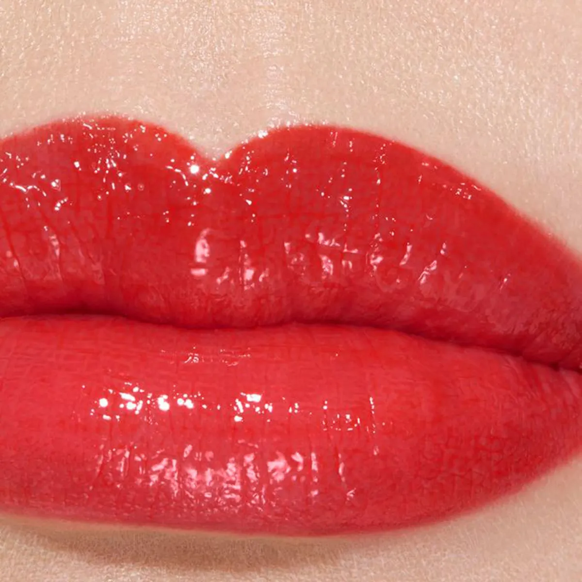 CHANEL - ROUGE COCO FLASH Color, Brillo E Intensidad En Un Flash 
