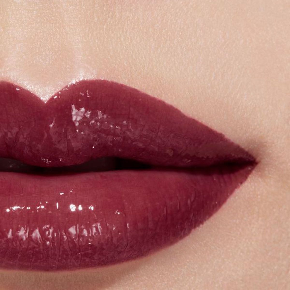 CHANEL - ROUGE COCO FLASH Color, Brillo E Intensidad En Un Flash 
