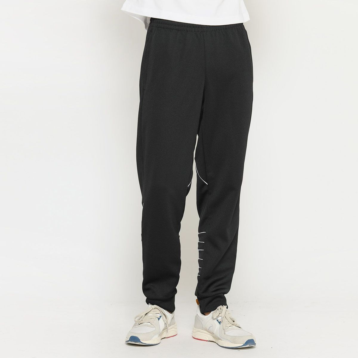 ADIDAS ORIGINALS - Pantalón Hombre