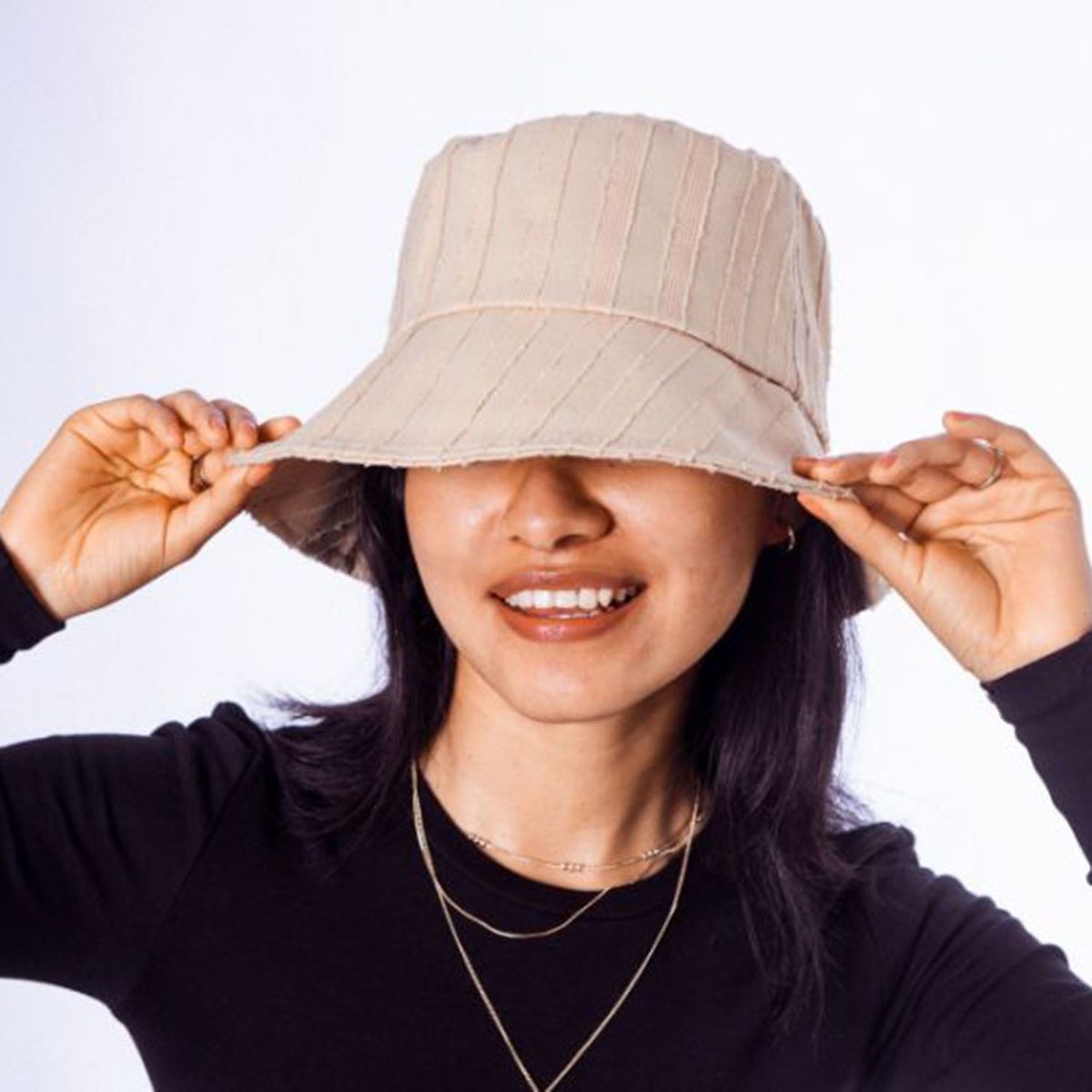 FEI FEI - Bucket Hat Regina Beige