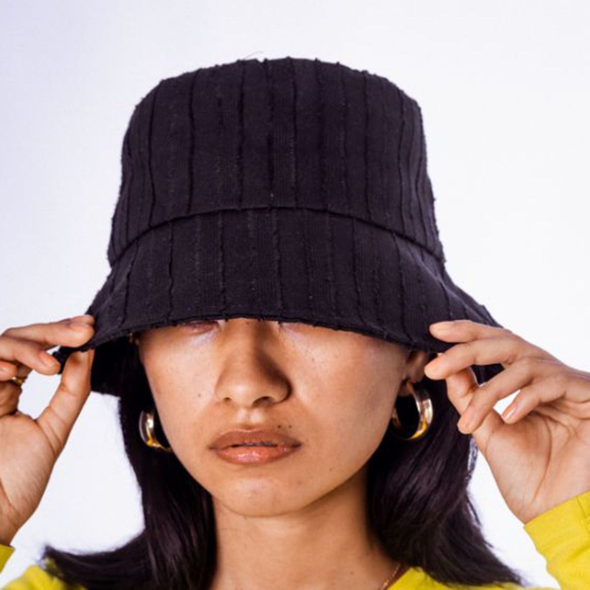 FEI FEI - Bucket Hat Regina Negro