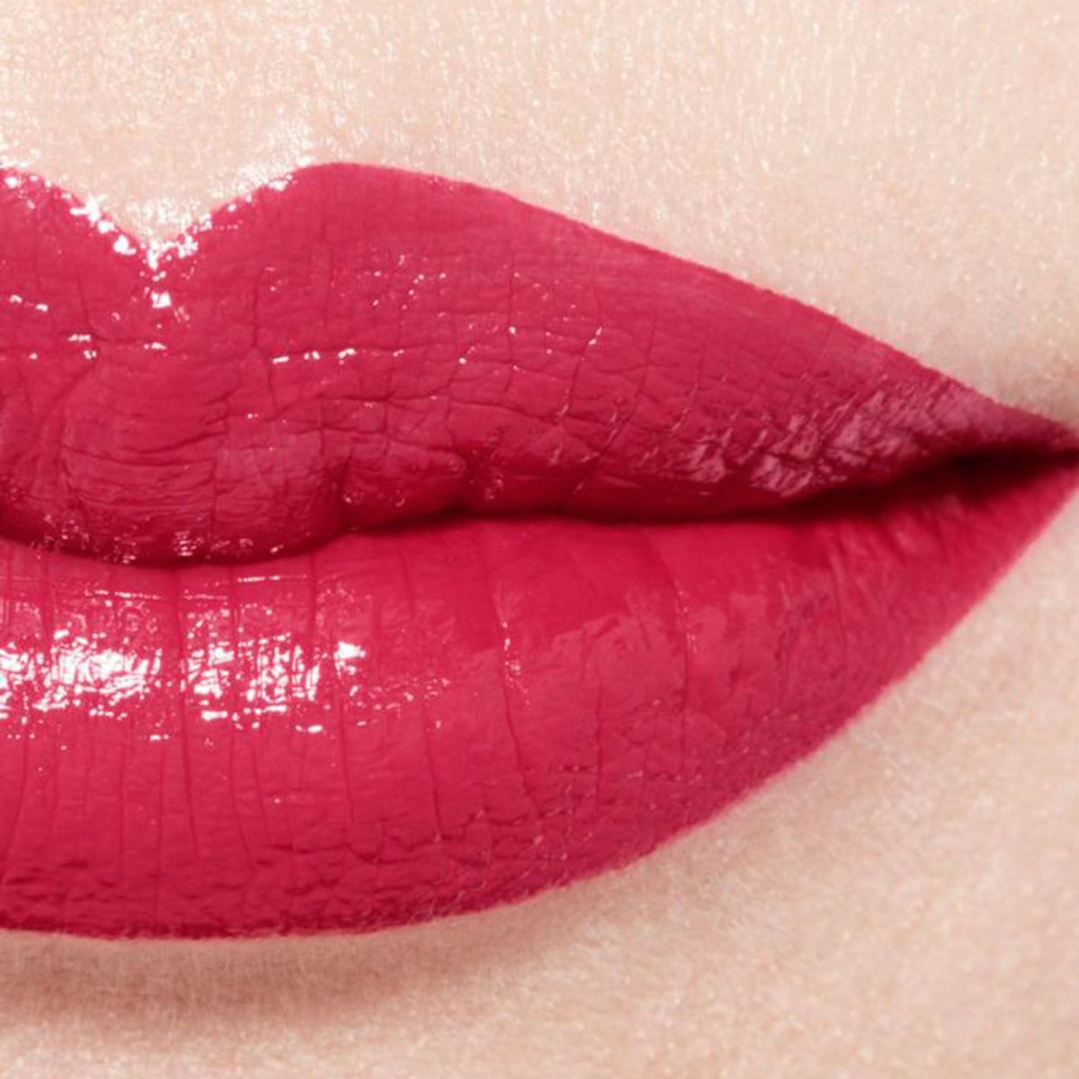CHANEL - Rouge Coco Bloom Season 126 3g