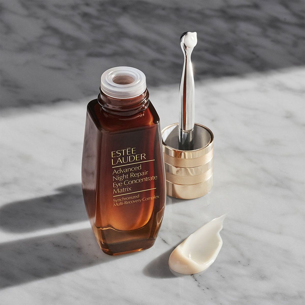 ESTEE LAUDER - Contorno de ojos Advanced Night Repair Matrix
Synchronized Multi-Recovery Complex