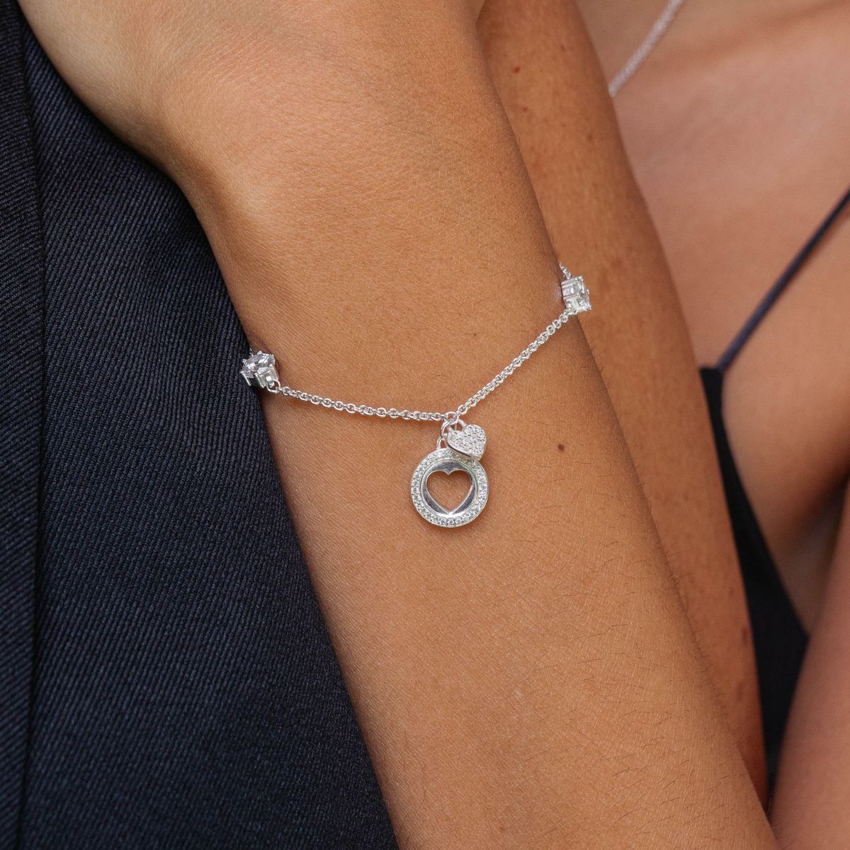 MAISHA - Pulsera con Dijes de Corazones Plata 925