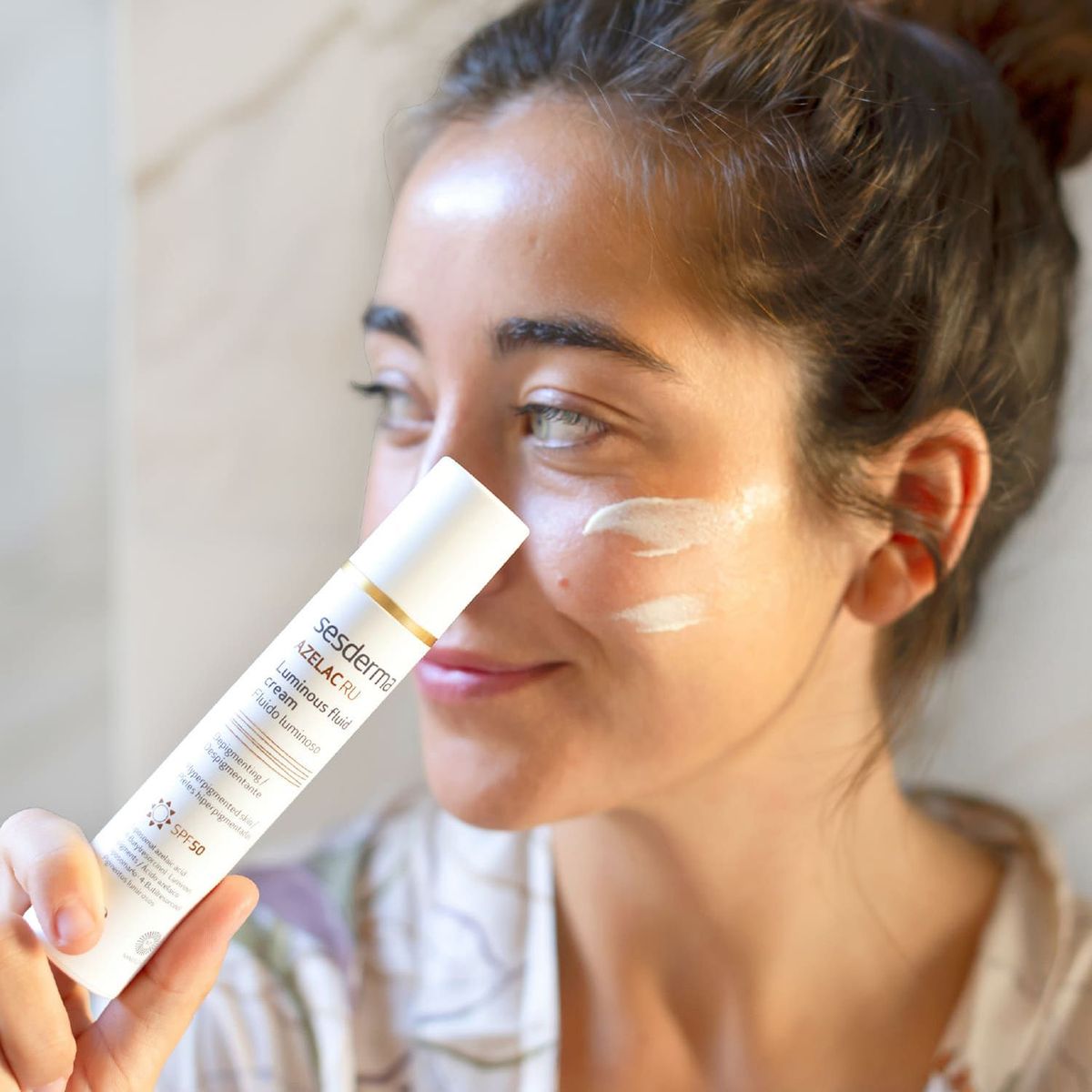 SESDERMA - Azelac Ru Fluido Luminoso SPF50 50 ml
