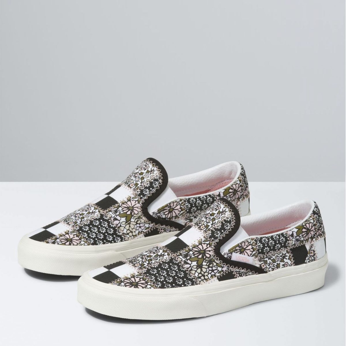 VANS - Zapatillas Urbanas Mujer Slip-On Patchwork Floral