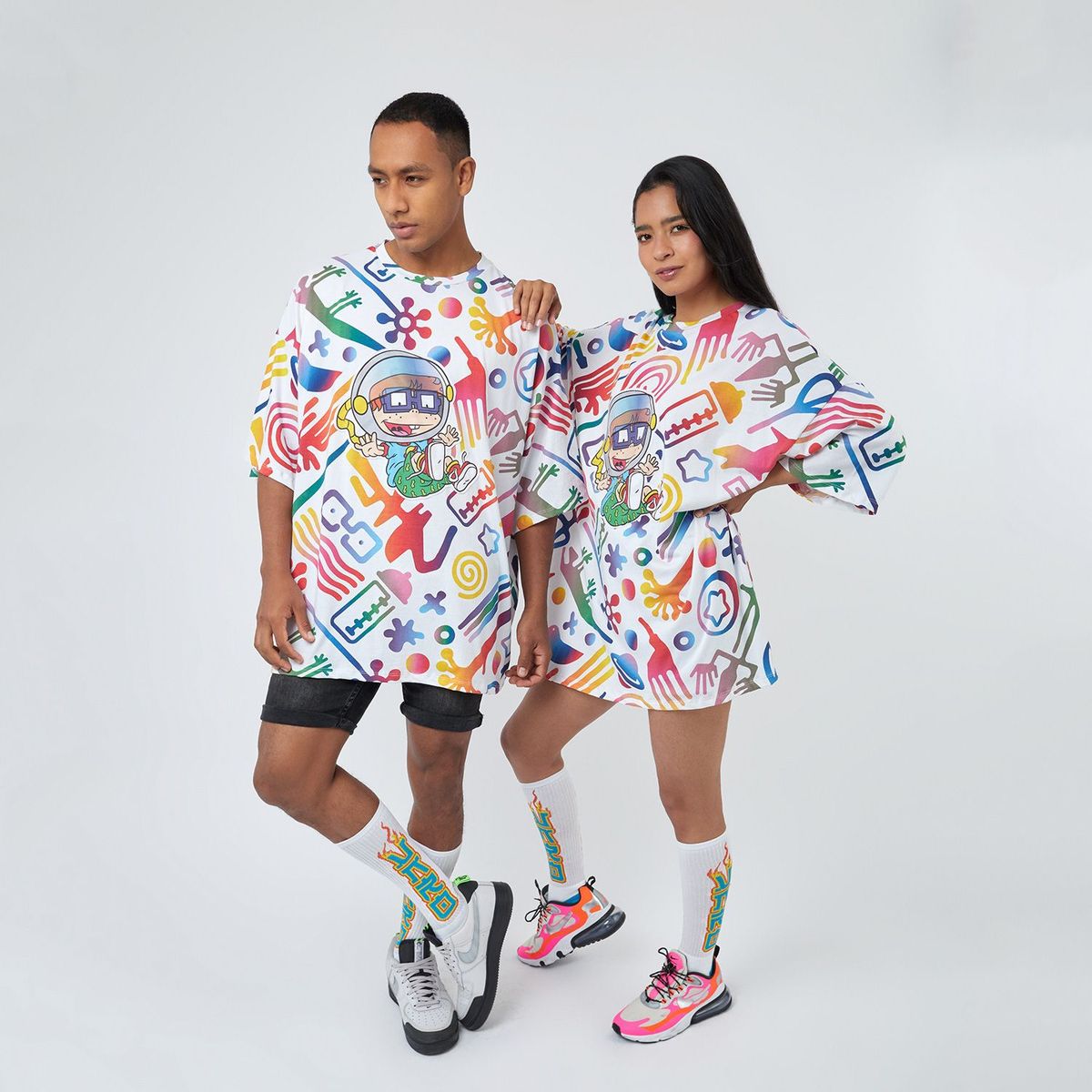 VNRO - Polo Oversize Patrón Manga Corta Unisex VNRO