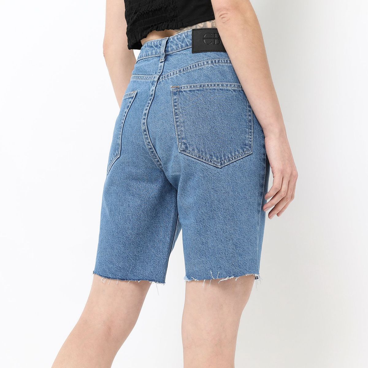BASEMENT - Biker Short Denim Mujer Basement x Carolina Braedt