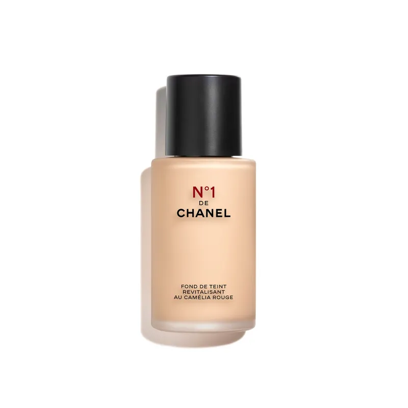 CHANEL - N°1 DE CHANEL BASE DE MAQUILLAJE REVITALIZANTE Ilumina - Hidrata - Protege