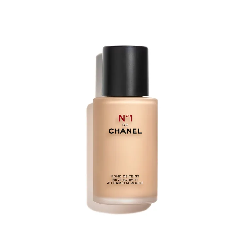 CHANEL - N°1 DE CHANEL BASE DE MAQUILLAJE REVITALIZANTE Ilumina - Hidrata - Protege