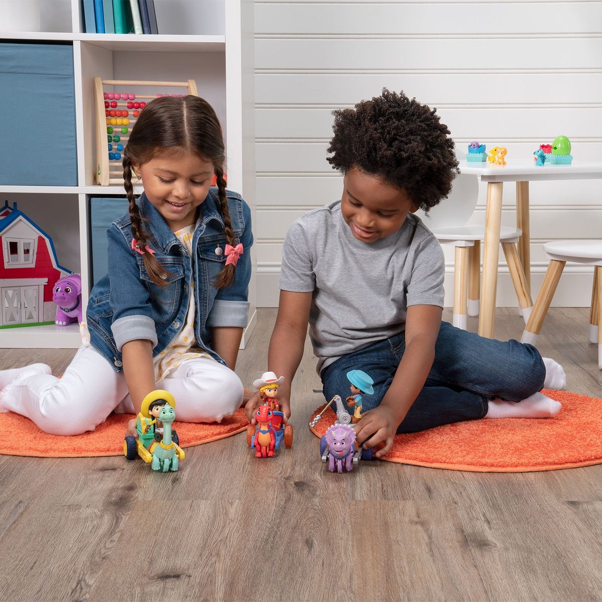 DINO RANCH - Carro de Juguete Dinosaurio con Figura Dino Ranch