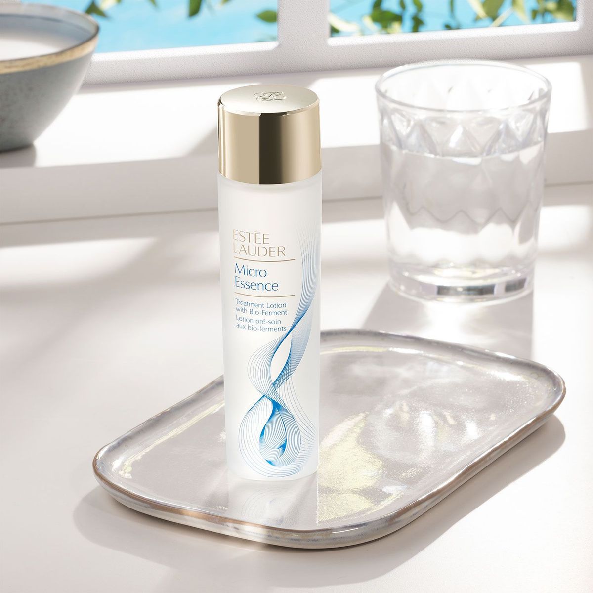 ESTEE LAUDER - Loción de Tratamiento Micro Essence con Bio-Fermento 100ml