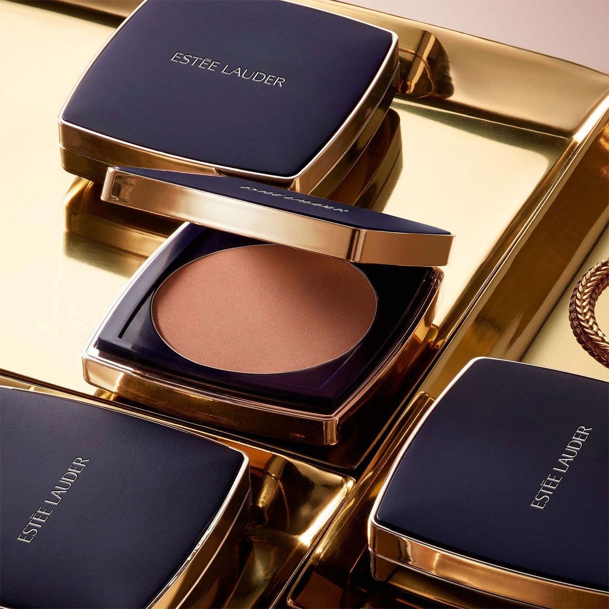 ESTEE LAUDER - Polvo compacto Double Wear Stay-in-Place Matte Powder Foundation SPF 10 Compact - 2C2 Pale Almond