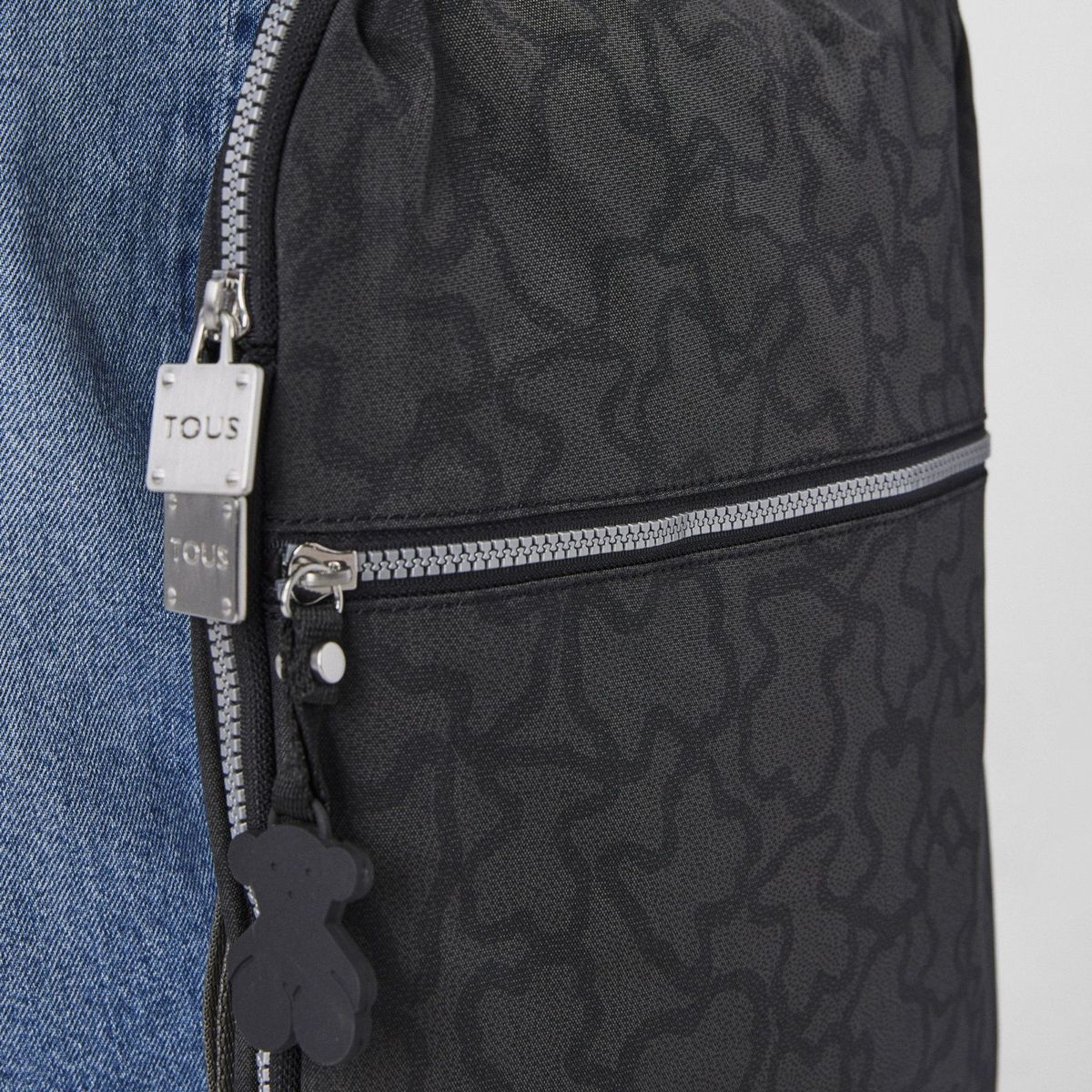 TOUS - Mochila Kaos New Colores de Nylon en color antracita-negro